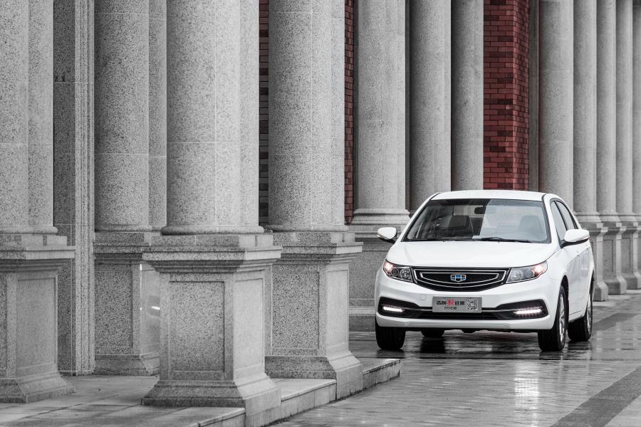  Geely Vision GC7 2015 года  (фото 15 из 31)
